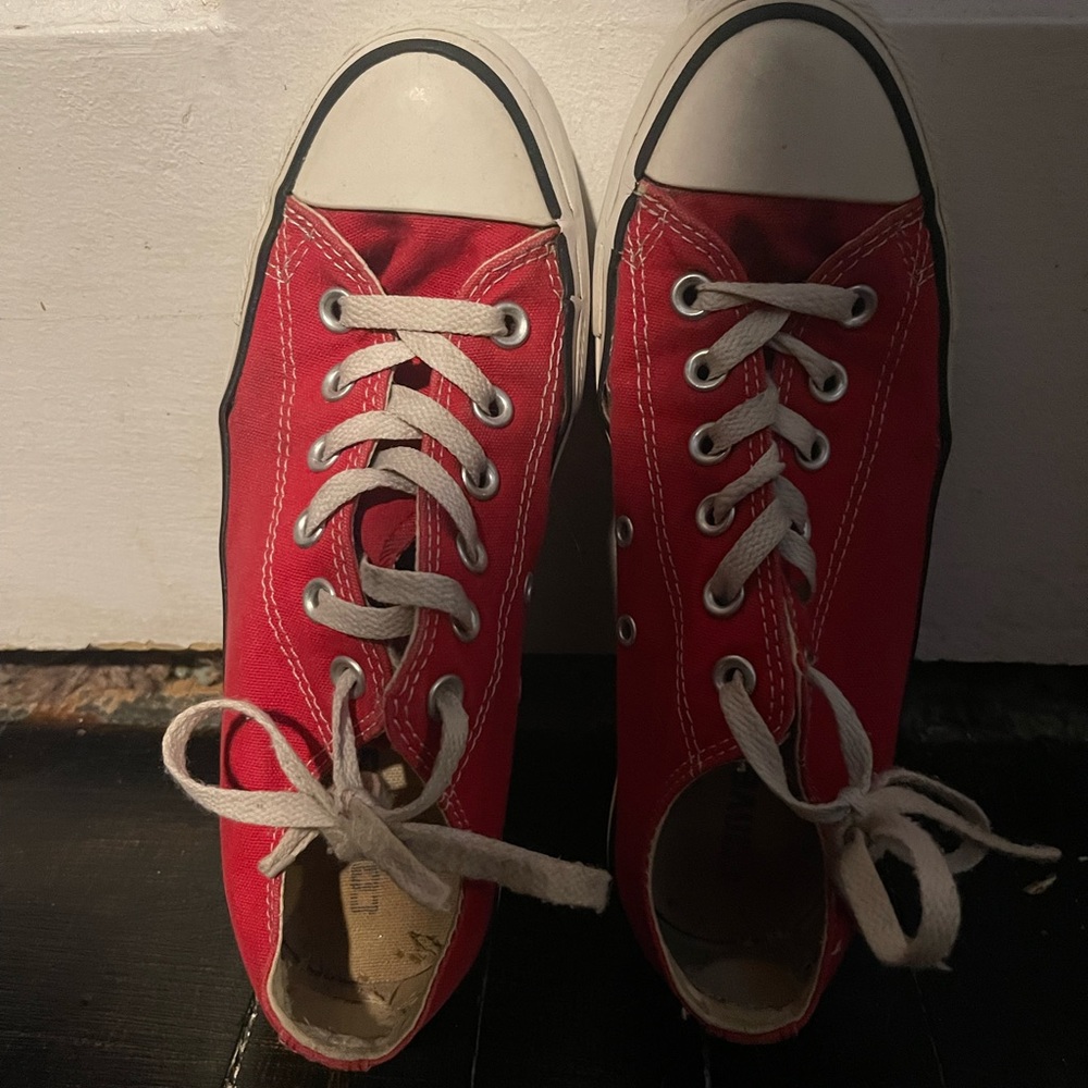 Red Converse